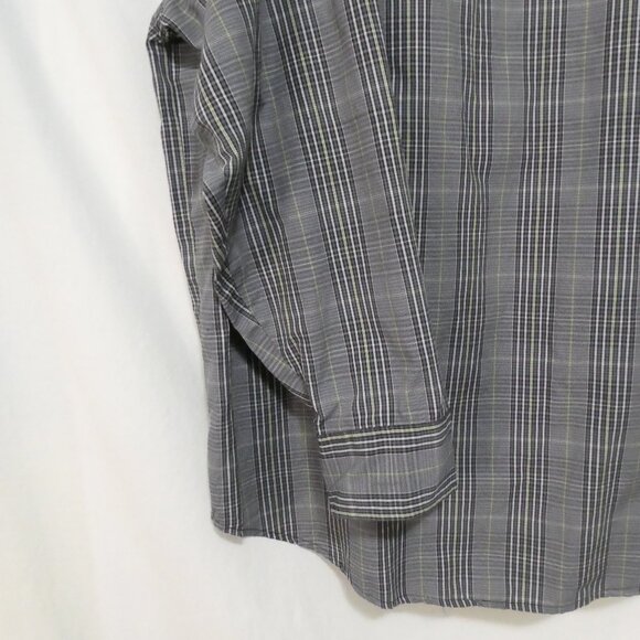 BACK COUNTRY | 2X | Plaid Grey Button-Up Shirt | Chest Pocket - Picture 12 of 14